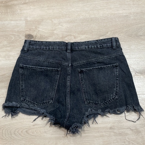 Zara Denim Shorts 6 - Picture 2 of 4